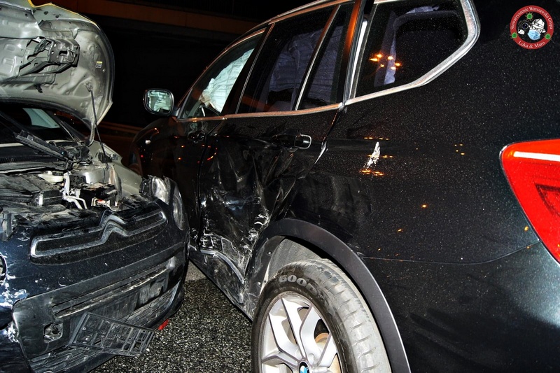 Groźne zderzenie dwóch samochodów osobowych