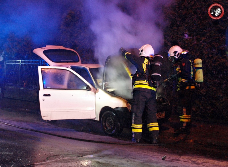 Pożar samochodu w Piastowie