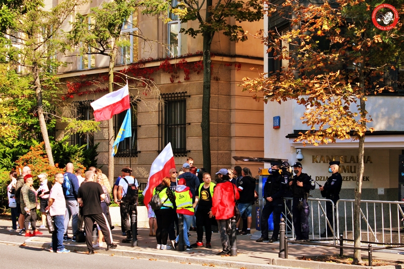 Protest ciągły pod Sejmem Rzeczypospolitej Polskiej w Warszawie „ Zatrzymać segregację ! „