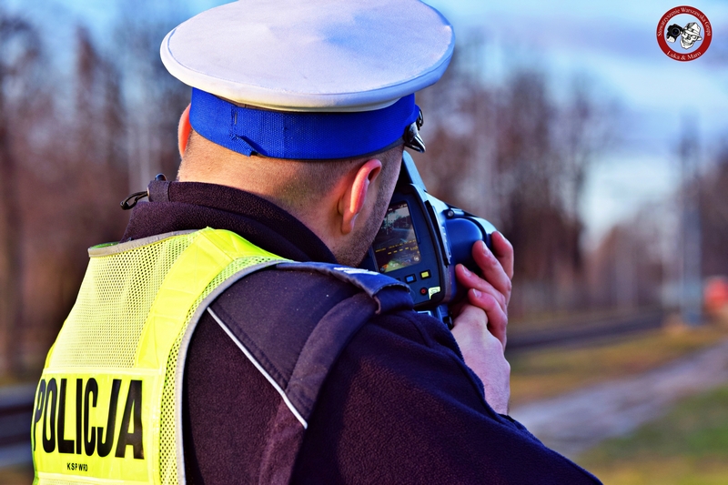 Prędkość pod lupą Policji. realizowane są działania „Bezpieczna Prędkość 2025”