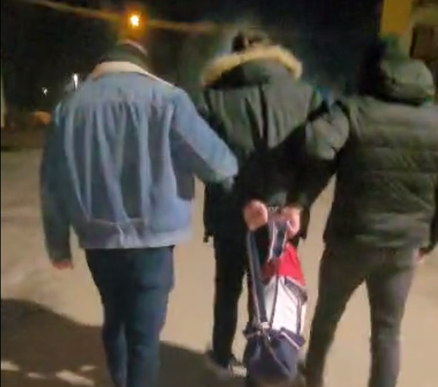 „Udawał gwiazdora, okazał się gwałcicielem. Policyjni ‘łowcy głów’ dopadli warszawskiego fotografa”